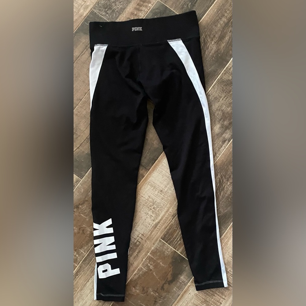 Victoria Secrets Pink Cozy yoga pants Small